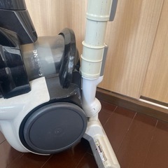 2013年SHARP製 サイクロン掃除機 EC-CT12の画像