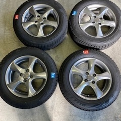 スタッドレスタイヤ　185/65R15  美品