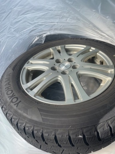 プリウス用　スタッドレスタイヤ　195/65R15