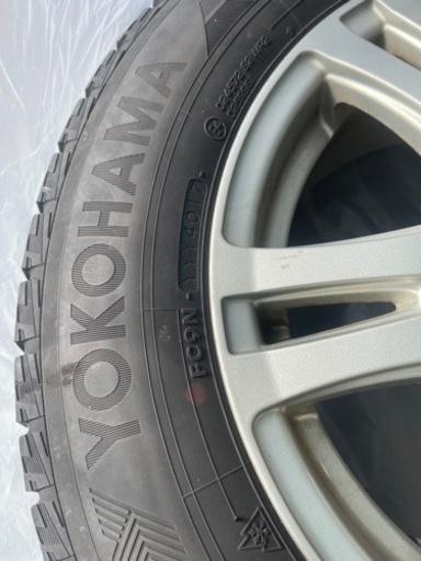 プリウス用　スタッドレスタイヤ　195/65R15