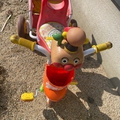 決まりました☘️子供用🩷アンパンマンの三輪車🩷の画像