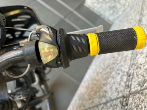 ブリヂストン 22インチ 7段変速 自転車 スピードメーター付き　男の子　大阪