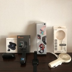 📱Bluetoothイヤフォン・スマートウォッチx2 ・ハンディファンの画像