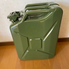 新品★スロバキア発「JERRYCAN 10L GIFTSET」グリーンの画像