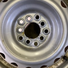 195/65R15 スタッドレスタイヤの画像