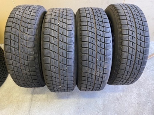 195/65R15 スタッドレスタイヤ