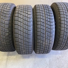 195/65R15 スタッドレスタイヤの画像