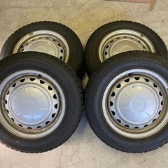 195/65R15 スタッドレスタイヤ