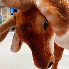 【座れる】鹿のぬいぐるみ　の画像