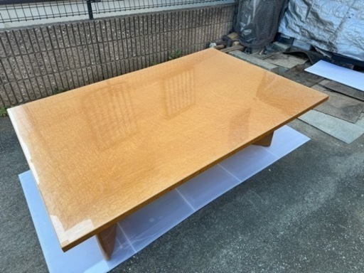 IDC大塚家具 スプレンダー センターテーブル バーズアイメープル