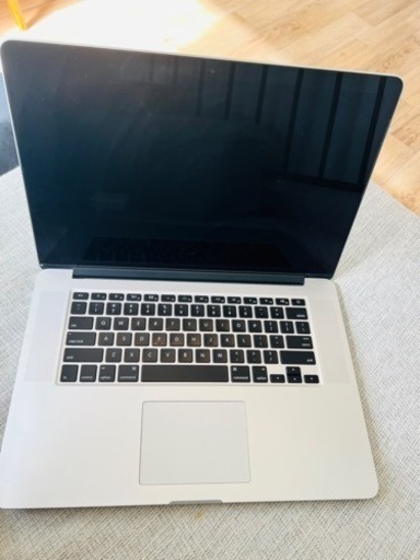 Apple Mac Book Pro 2015 mid 15.4インチ メモリ16GB SSD512GB 2.5GHz USキーボード