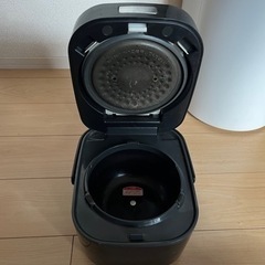 タイガー炊飯器 JKU-A550(K) の画像