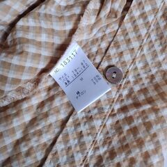 薄手ブラウスの画像