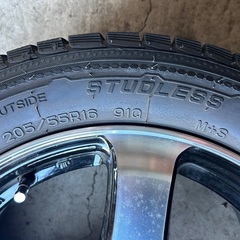アルミホイール付スタッドレスタイヤ4本　205/55R16　ナット付きの画像
