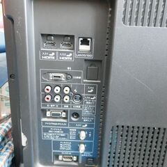 シャープ３２インチ液晶テレビ２０１０年製の画像
