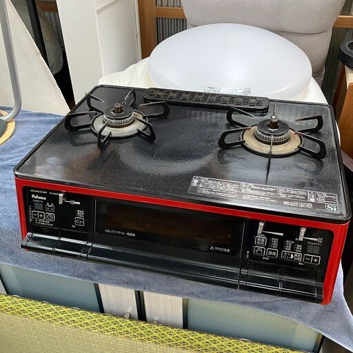 【売り切れ】【今月の超目玉商品】高級タイプのプロパンガスコンロ（LPガス専用）パロマ製（PA-A93WCR-R）