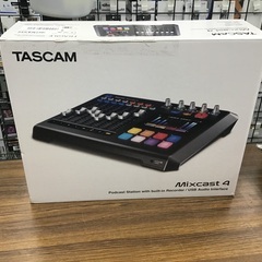 TASCAM Mixcast 4 ポッドキャストレコーディングコンソール