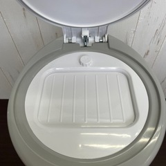 無料！Korbell☆おむつポット☆ゴミ箱☆日本育児【こちらは店舗です。浜村鹿野温泉ICから3分 買取本舗 宮本リサイクル 営業時間９～１９時 定休日水曜日】の画像