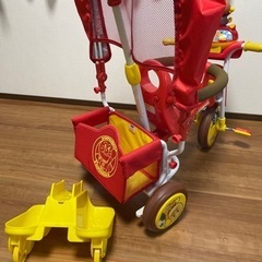 アンパンマン三輪車の画像