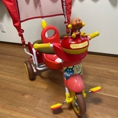 アンパンマン三輪車の画像