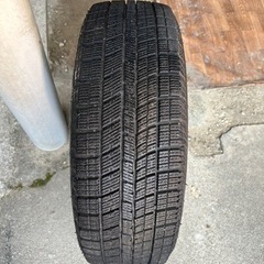 2021年製造195/65R15スタッドレスタイヤとプリウス30純正アルミの中古4本セットの画像