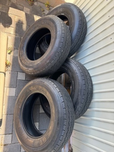 ハイエースバン車検対応タイヤ