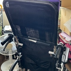 メーカー不明 車椅子のヘッドレスト？の画像