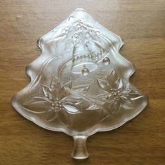 クリスマスシーズン到来 (ガラス皿　ツリー型)の画像
