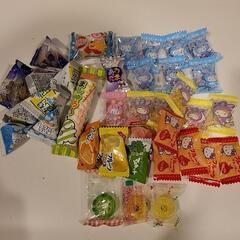 飴や駄菓子など