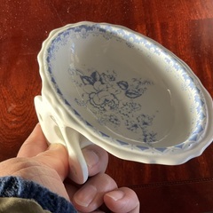 値下げしました！　陶器のソープディッシュ　石鹸置き　イギリス製　新品未使用の画像