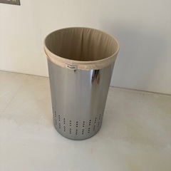 【値下げしました！】ランドリーボックスの画像