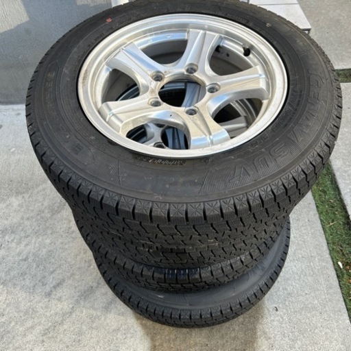 ジムニーに履いてたスタッドレス