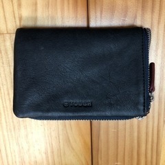 二つ折り　財布