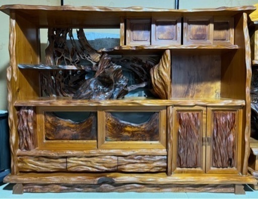 【お話し中のため一旦中止】屋久杉　飾り棚