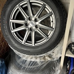 スタッドレスタイヤ　225/60R/17