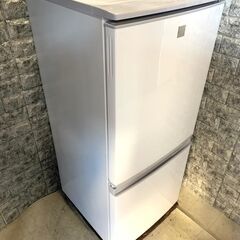 全国送料無料★3か月保障付き★冷蔵庫★2019年★シャープ★137L★SJ-14E6-KW★R-184