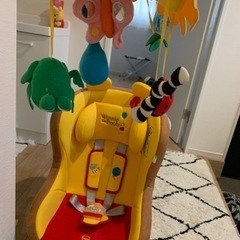 【ご商談中】くまのプーさんチャイルドシート★新生児〜4歳くらいの画像