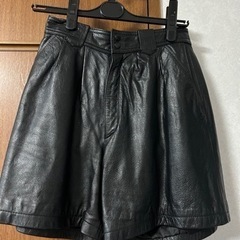 レザーキュロット
