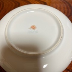 【お渡し予定の方が決まりました】ガラスの蓋付きお皿　《未使用》の画像