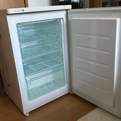 【受け渡し決定済】冷凍庫　ノンフロスト冷凍庫の画像