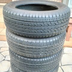 TOYOタイヤ　TRANRATH J-48　215/60R17　96H