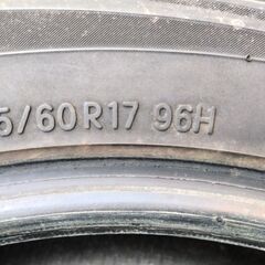 TOYOタイヤ　TRANRATH J-48　215/60R17　96Hの画像