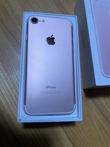 【交渉中】【SIMロック解除済】iPhone7(32GB)
