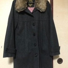 女性物のコート　若い人向け？