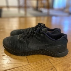 値下げ中！【ナイキ】シューズ　25.5cmの画像