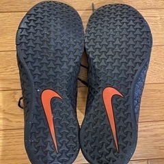 値下げ中！【ナイキ】シューズ　25.5cmの画像