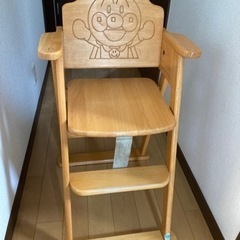 アンパンマン　ハイチェア　テーブル有の画像