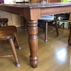 ⭐️年末値下げ‼︎ダイニングセット 輸入家具 中古美品⭐️⭐️土日引取り限定の画像