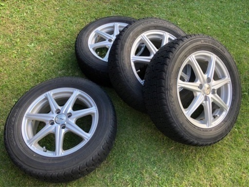 スタッドレスタイヤ 4本セット　185/65R15