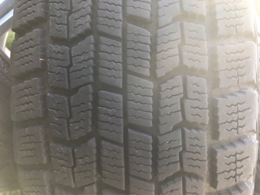 スタッドレスタイヤ 4本セット　185/65R15 